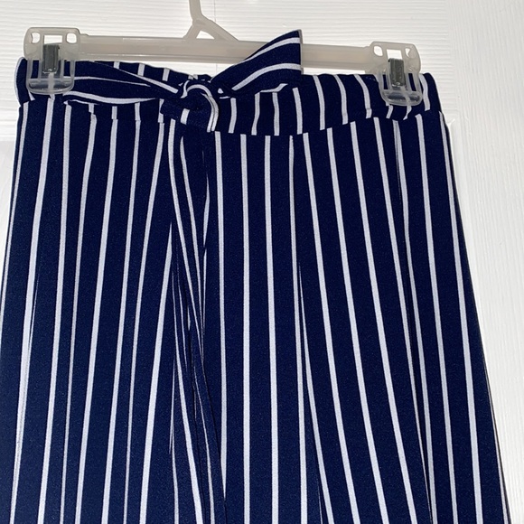 flowy pants - Picture 3 of 3